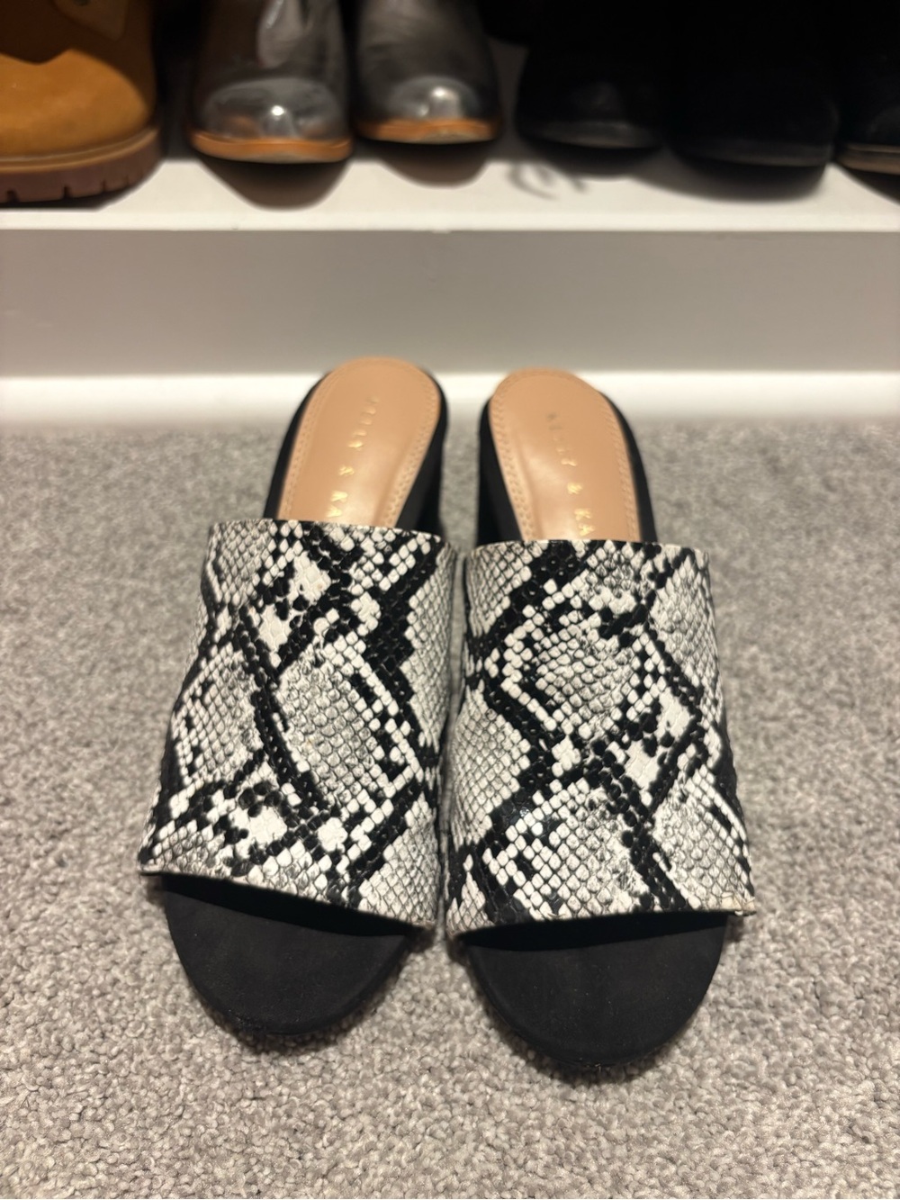 Kelly & Katie Mule Sandals in Black & White
